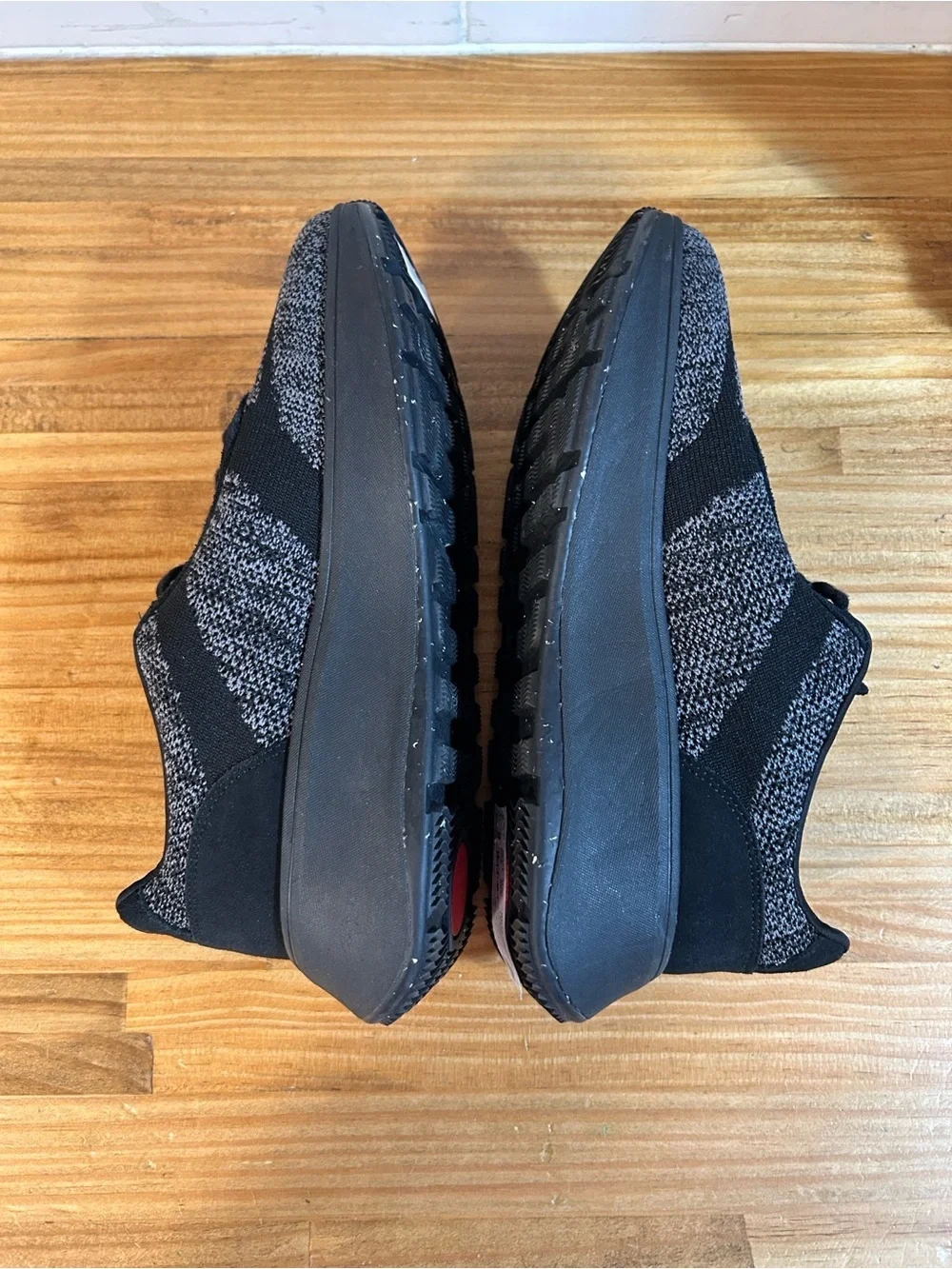 Fitflop F-Mode E01 Knit Flatform Sneakers Black/Gray Womens Size 6.5 US / 4.5 UK